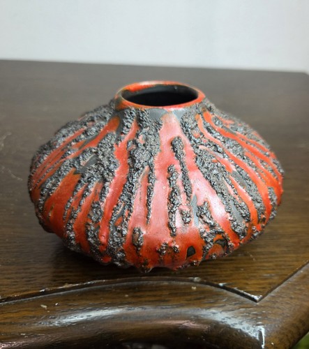 Fat lava vase - vase, rubin